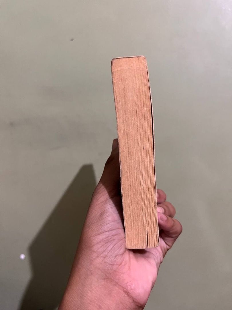 Julie Chimes - A Stranger in Paradise (Category: Storybooks) located in Carmen. Submitted by grei.librongbaligya. (Listing ID 1468135224, Image 3). Description: Julie Chimes - A Stranger in Paradise Noticeable edge and spine wear. Laminate peeling on covers..