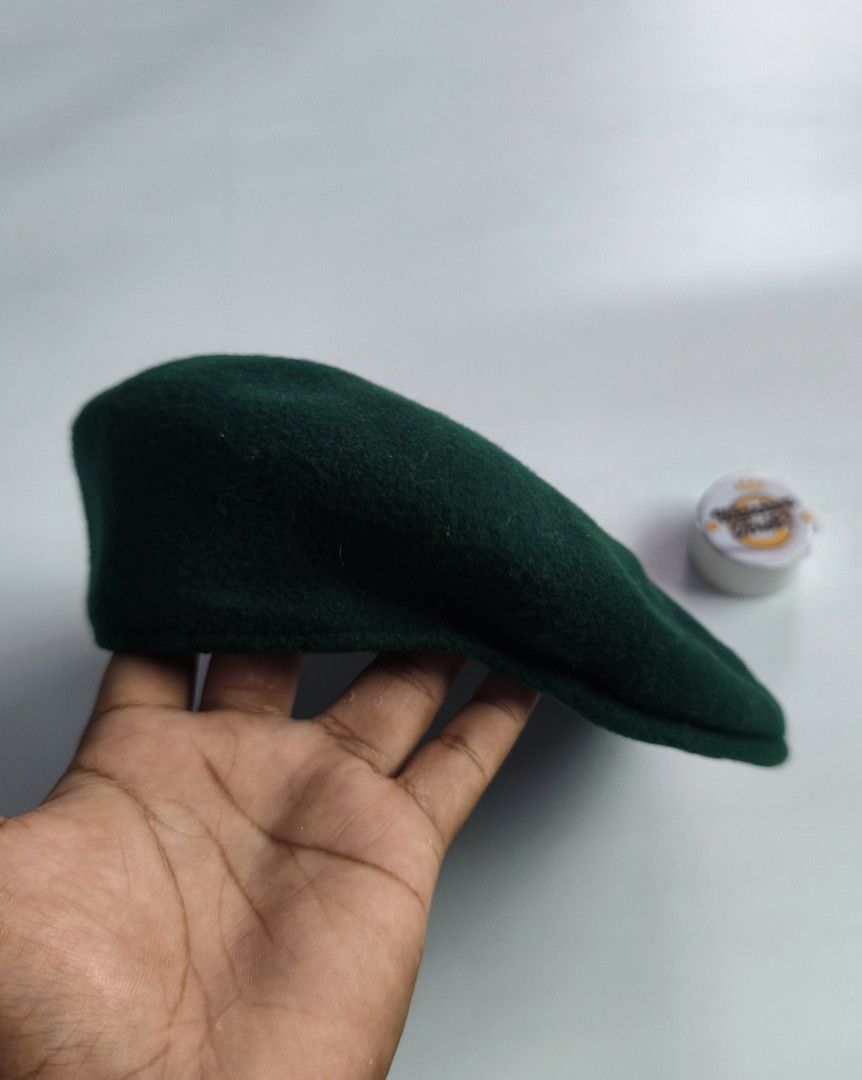 Kangol Dark Green Wool Beret (Category: Hats & Beanies) located in Manapla. Submitted by gentleturtle_3dc683 (Listing ID 1468074613, Image 2). Description: Kangol Dark Green Wool Beret 💵 ₱ 250 📏 Size: One Size Fits All 🎨 Color Rate: 9.5 /10 or better ✨ Condition: Great Pre-loved thrifted item. 💬 Message us for inquiries!.