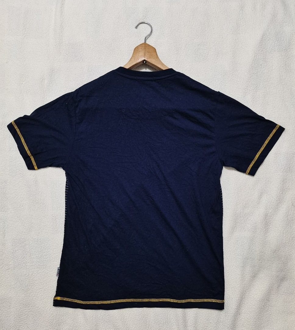 Kansai Yamamoto Vintage Split-Stripe Pocket Tee (Category: Shirts) located in Santa Cruz. Submitted by oddpenguin-4575 (Listing ID 1468098326, Image 3). Description: 📌.....P L E A S E R E A D..... 📌measurement:Laid flat Sh-17"/Sleeve-8.5"/Chest-18"/Lenght-26"/armhole-7"/armpit-9" 📌size:Medium in the tag but this shirt translates to a Standard Small (S) in local Filipino men's sizing. 📌color-9/10 📌 Brand: Kansai Yamamoto (Authentic Japanese I