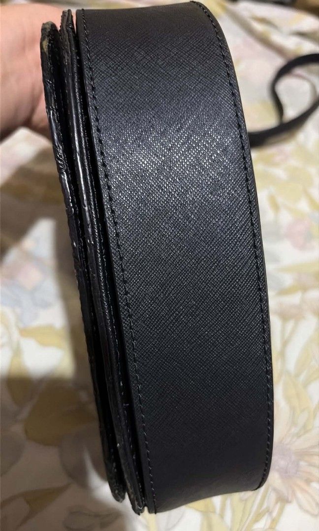 Kate Spade Original (Category: Sling Bags) located in Pugo. Submitted by abshopfinity (Listing ID 1468198727, Image 3). Description: .