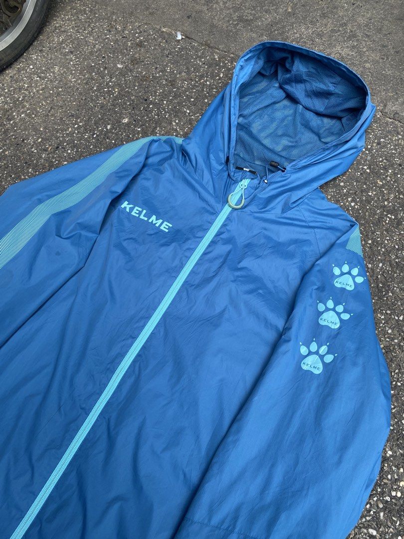 Kelme windbrek jacket (Category: Coats, Jackets and Outerwear) located in Las Pinas. Submitted by mark2k05 (Listing ID 1468168395, Image 2). Description: Ballpen stain not noticeable Needwash .