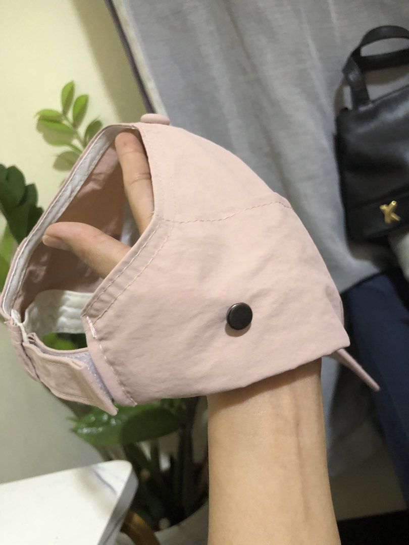 KI Korean SUN visor baby pink (Category: Caps & Hats) located in Manila. Submitted by o_authentique (Listing ID 1468079039, Image 3). Description: Brand New KI sun visor Korean Cap Baby pink color Super cute actual Mode of Payment Gcash Maya GoTyme .
