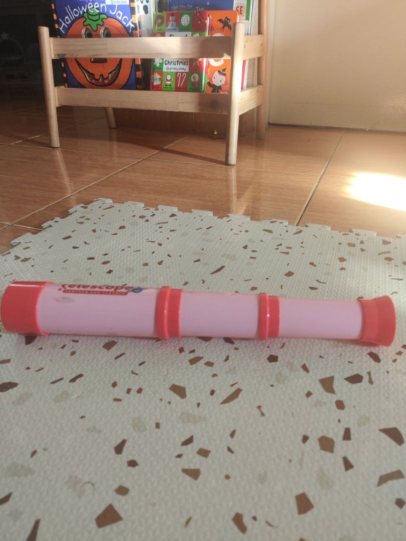 Kids Telescope 🔭 (Category: Kids Toys) located in Taguig. Submitted by cleanupmomma (Listing ID 1468155574, Image 2). Description: Please take time to read ❤️ Made of high quality plastic wyiwyg.