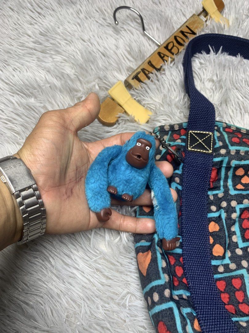 Kipling 🦍 (Category: Tote Bags) located in Bacolod City. Submitted by ocean_us (Listing ID 1468117702, Image 3). Description: Kipling 🦍 _____________________ Details: ▪️Dimes 11.5 x 15 ▪️No issues Pm, Thanks ✅We ship Nationwide via Jnt Express ✅We do video call for assurance 📍Bacolod City Negros Occidental.