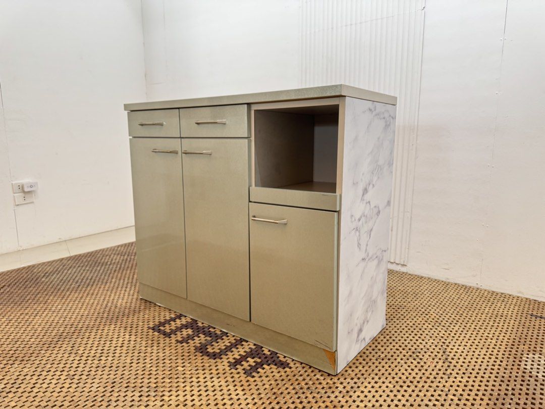 Kitchen counter (Category: Shelves, Cabinets & Racks) located in Quezon City. Submitted by matetdevis13 (Listing ID 1468214949, Image 3). Description: Kitchen Counter with Storage Price: 5,900 L41.5 x W17.5 x H36 In good condition Code MJS22-MJ302.