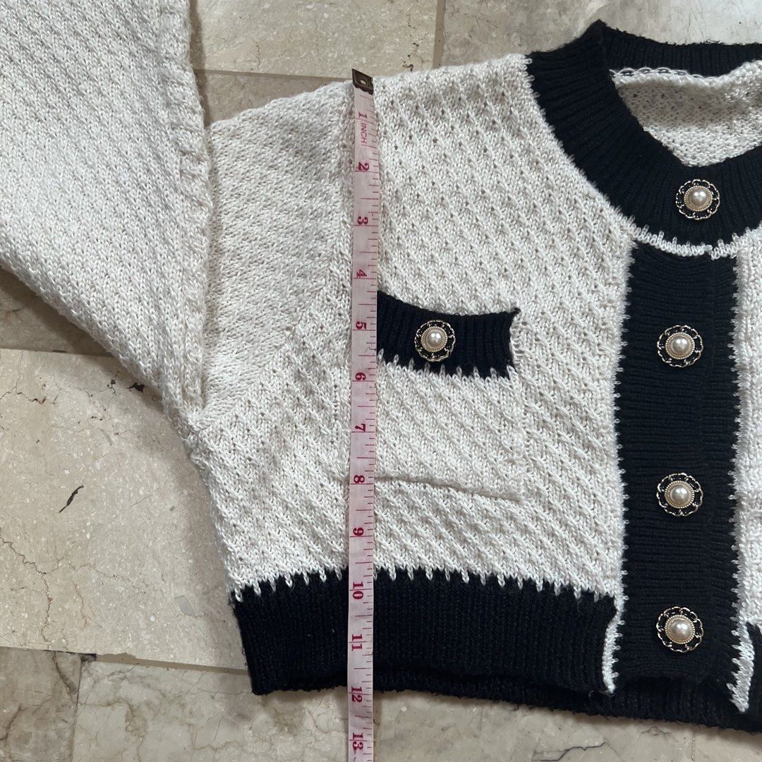 Knit cropped cardigan (S) (Category: Coats, Jackets and Outerwear) located in Cebu City. Submitted by sammaemendoza (Listing ID 1468173721, Image 3). Description: .