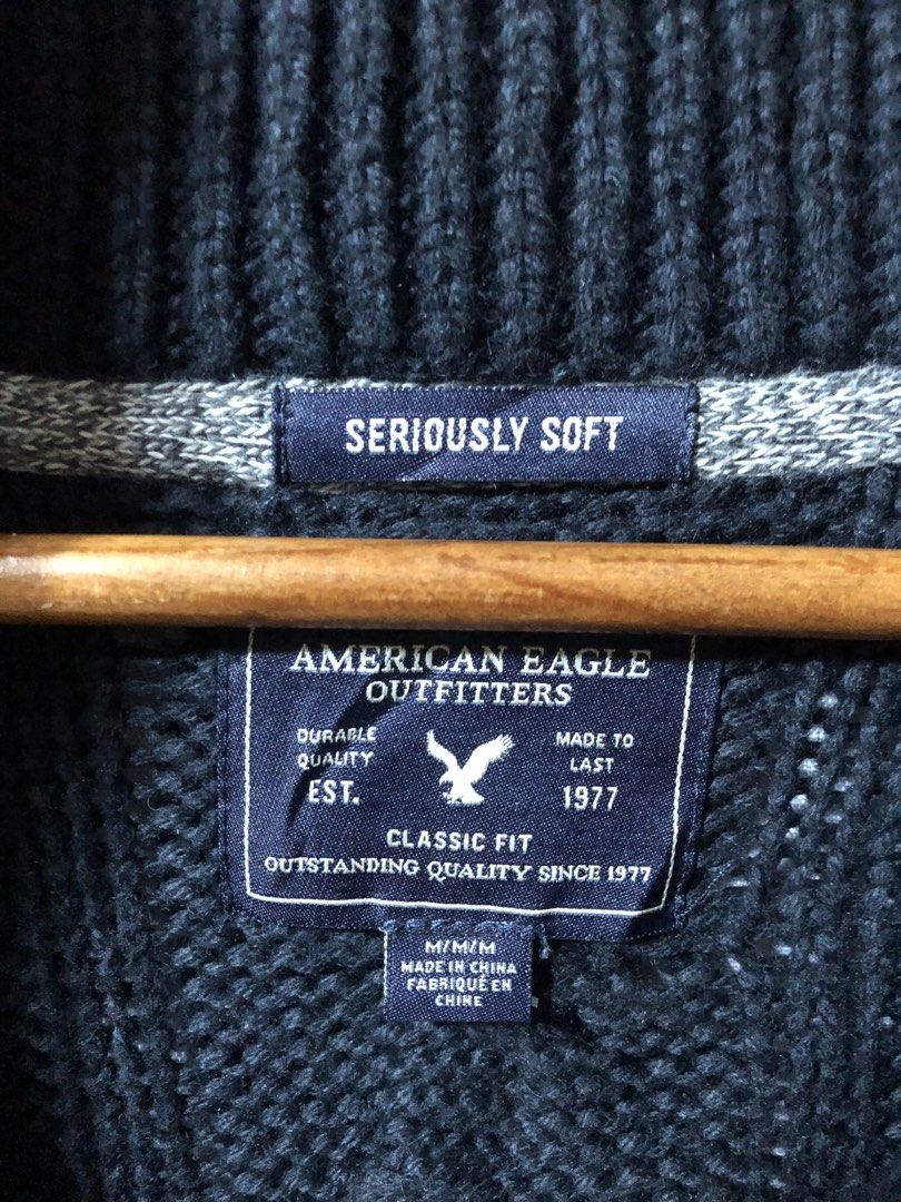 Knitted american eagle (Category: Coats, Jackets and Outerwear) located in Cagayan de Oro. Submitted by kennymiiiiii (Listing ID 1468081973, Image 3). Description: 20*38 No issue .
