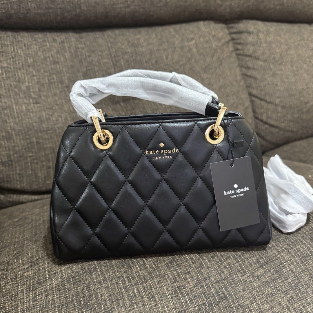 KS Carey Sullivan Satchel (Category: Cross-body Bags) located in Bulacan. Submitted by mykakarizza (Listing ID 1468193734, Image 1). Description: RESTOCK‼️ ₱1200 KS Carey Sullivan Satchel Length: 5.6″ Height: 8.0″ Width: 5.3" Add paperbag 100 📸 Actual pics! 🙋🏻‍♀️ ─── ✦ ─── ✦ ─── ✦ ─── ✦ ─── 🛍️ LOOKING FOR MORE RESELLERS 🛍️ ✨ Buy 3 pcs of ANY items — FREE SHIPPING NA!🚚 ✨ Buy 10 items → FREE SF + ₱50 OFF EACH! 💖 PM us for 30 pcs & up WS 🤍 #