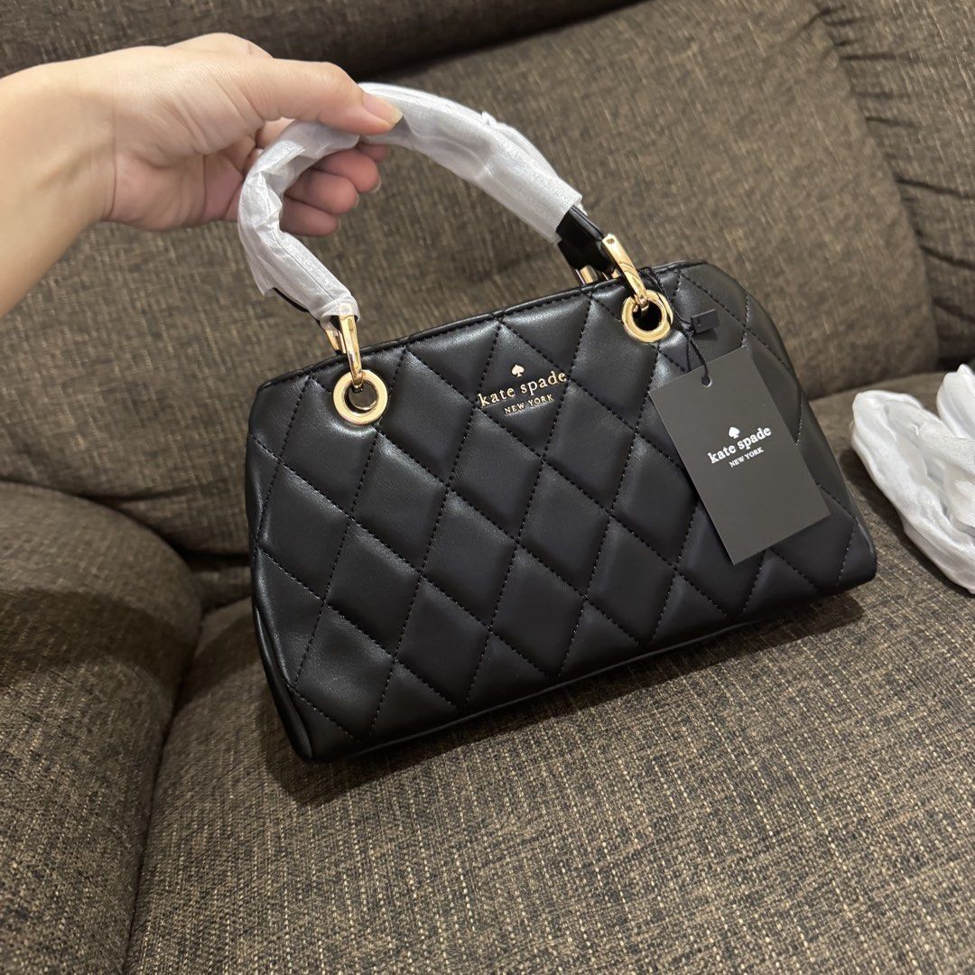 KS Carey Sullivan Satchel (Category: Cross-body Bags) located in Bulacan. Submitted by mykakarizza (Listing ID 1468193734, Image 2). Description: RESTOCK‼️ ₱1200 KS Carey Sullivan Satchel Length: 5.6″ Height: 8.0″ Width: 5.3" Add paperbag 100 📸 Actual pics! 🙋🏻‍♀️ ─── ✦ ─── ✦ ─── ✦ ─── ✦ ─── 🛍️ LOOKING FOR MORE RESELLERS 🛍️ ✨ Buy 3 pcs of ANY items — FREE SHIPPING NA!🚚 ✨ Buy 10 items → FREE SF + ₱50 OFF EACH! 💖 PM us for 30 pcs & up WS 🤍 #