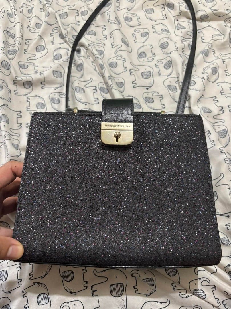 K*te Spade Shining Glitters Bag (Category: Shoulder Bags) located in Manila. Submitted by nicolette_carido2024 (Listing ID 1468068229, Image 2). Description: KATE SPADE CROSSBODY KIRIN BLACK SPARKLY GLITTER✨ BNEW CONDITION INCLUSION: •RECEIPT •CARE CARD •THANKYOU CARD 🏷️5,000 NOVALICHES, Q.C +SF 📩📩📩.