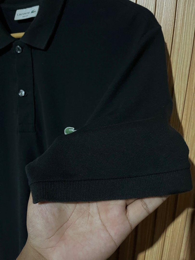 Lacoste (Category: Tshirts & Polo Shirts ) located in Talisay. Submitted by lanuzajm0807 (Listing ID 1468184503, Image 3). Description: Authentic Width 21 Length 29 Excellent Color rate 9.8/10 No issue.