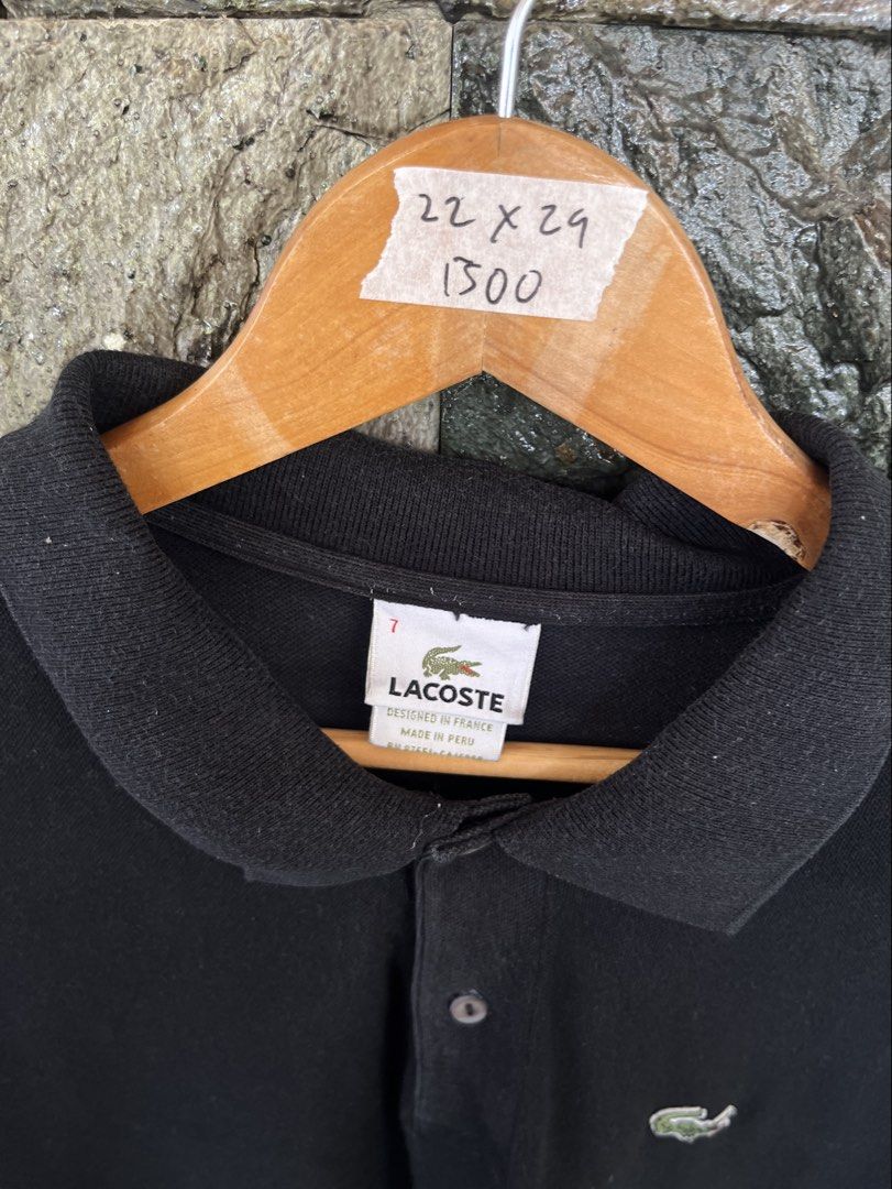 Lacoste Black Poloshirt (Category: Tshirts & Polo Shirts ) located in Cagayan de Oro. Submitted by curatedheirloomph_ (Listing ID 1468235493, Image 2). Description: 𝘿𝙞𝙢𝙚𝙣𝙨𝙞𝙤𝙣𝙨: 22x29 𝘽𝙚𝙨𝙩 𝙁𝙞𝙩: Large 𝘾𝙤𝙣𝙙𝙞𝙩𝙞𝙤𝙣 & 𝘾𝙤𝙡𝙤𝙧 𝙍𝙖𝙩𝙚: Excellent (9.5/10) 𝙄𝙨𝙨𝙪𝙚: Mimimal lints.