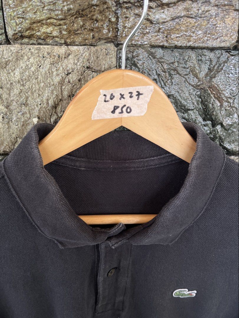 Lacoste Black Poloshirt (Category: Tshirts & Polo Shirts ) located in Cagayan de Oro. Submitted by curatedheirloomph_ (Listing ID 1468235642, Image 2). Description: 𝘿𝙞𝙢𝙚𝙣𝙨𝙞𝙤𝙣𝙨: 20x27 𝘽𝙚𝙨𝙩 𝙁𝙞𝙩: Medium 𝘾𝙤𝙣𝙙𝙞𝙩𝙞𝙤𝙣 & 𝘾𝙤𝙡𝙤𝙧 𝙍𝙖𝙩𝙚: Very Good (9/10) 𝙄𝙨𝙨𝙪𝙚: Signs of usage, cut neck tag.
