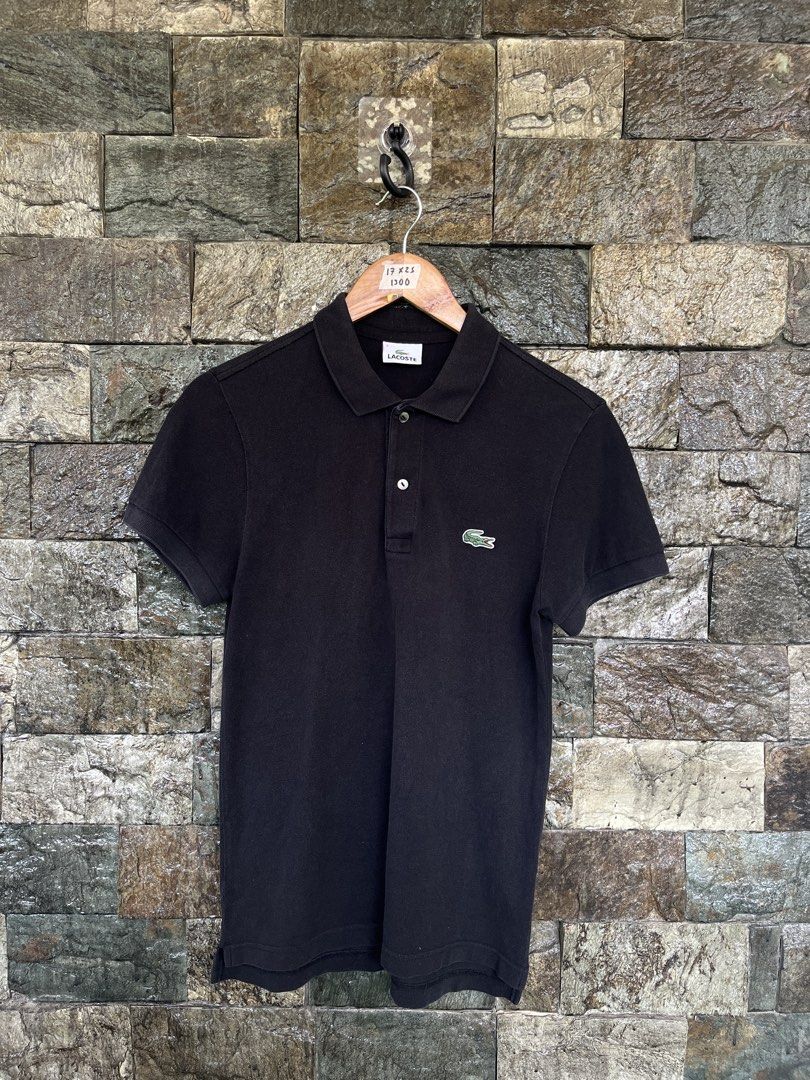 Lacoste Classic Black Poloshirt (Category: Tshirts & Polo Shirts ) located in Cagayan de Oro. Submitted by curatedheirloomph_ (Listing ID 1468235774, Image 1). Description: 𝘿𝙞𝙢𝙚𝙣𝙨𝙞𝙤𝙣𝙨: 17x25 𝘽𝙚𝙨𝙩 𝙁𝙞𝙩: XS - Small 𝘾𝙤𝙣𝙙𝙞𝙩𝙞𝙤𝙣 & 𝘾𝙤𝙡𝙤𝙧 𝙍𝙖𝙩𝙚: Excellent (9.5/10) 𝙄𝙨𝙨𝙪𝙚: Minimal signs of usage 𝘼𝙪𝙩𝙝𝙚𝙣𝙩𝙞𝙘𝙞𝙩𝙮 𝘿𝙚𝙘𝙡𝙖𝙧𝙖𝙩𝙞𝙤𝙣: Authentic.