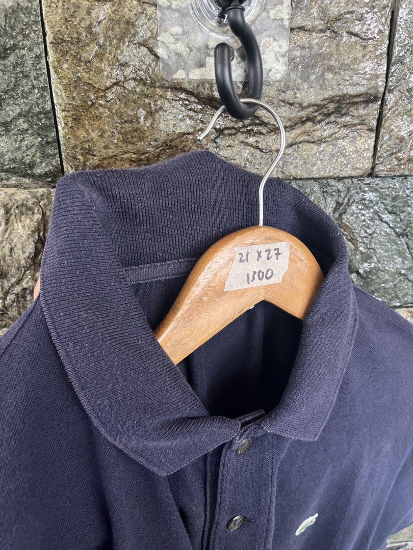 Lacoste Navy Blue Poloshirt (Category: Tshirts & Polo Shirts ) located in Cagayan de Oro. Submitted by curatedheirloomph_ (Listing ID 1468222787, Image 3). Description: 𝘿𝙞𝙢𝙚𝙣𝙨𝙞𝙤𝙣𝙨: 21x27 𝘽𝙚𝙨𝙩 𝙁𝙞𝙩: Large 𝘾𝙤𝙣𝙙𝙞𝙩𝙞𝙤𝙣 & 𝘾𝙤𝙡𝙤𝙧 𝙍𝙖𝙩𝙚: Excellent (9.5/10) 𝙄𝙨𝙨𝙪𝙚: Lints 𝘼𝙪𝙩𝙝𝙚𝙣𝙩𝙞𝙘𝙞𝙩𝙮 𝘿𝙚𝙘𝙡𝙖𝙧𝙖𝙩𝙞𝙤𝙣: Authentic.
