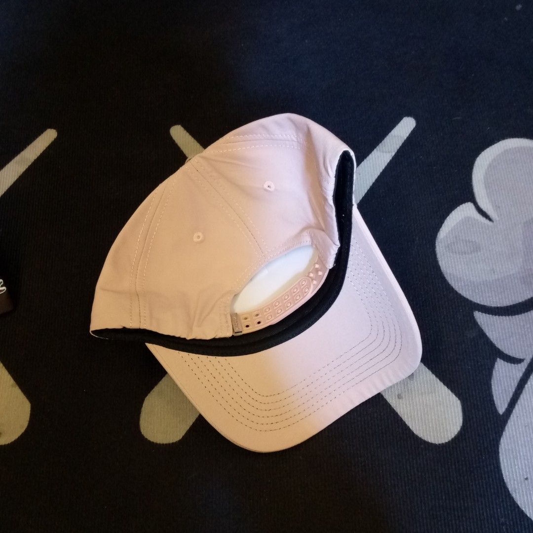 Lacoste Pink Baseball Cap Snapback Hat (Category: Caps & Hats) located in Manila. Submitted by pablopresk0. (Listing ID 1468167532, Image 2). Description: FS!🐊 PREMIUM QUALITY✅🧢 MANILA LOCATION📍 PM IF INTERESTED📩 .