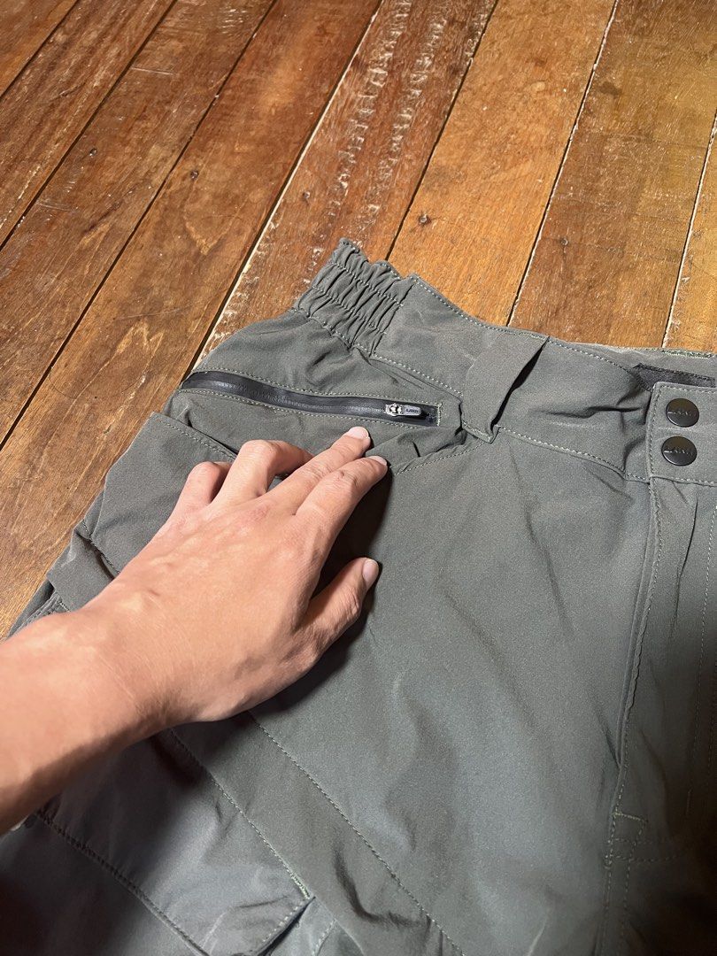 LAKH Ultra Lightweight Utility Short (Category: Shorts) located in Baguio. Submitted by kAzuMi41 (Listing ID 1468070612, Image 3). Description: LAKH Ultra Lightweight Utility Short Quick Dry & Stretcheble Short XL Size .