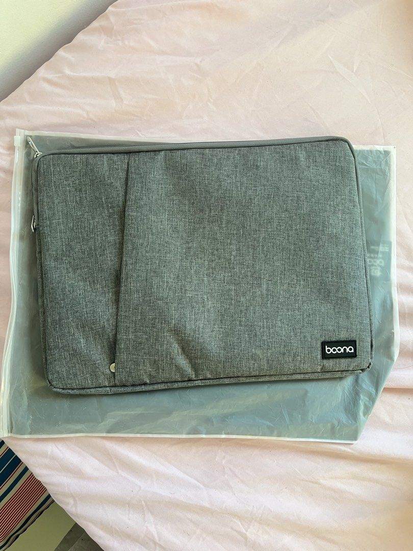 Laptop sleeve with pocket (Category: Laptop Bags & Sleeves) located in Batangas. Submitted by alita.clo (Listing ID 1468146423, Image 1). Description: fits 15”-16” .