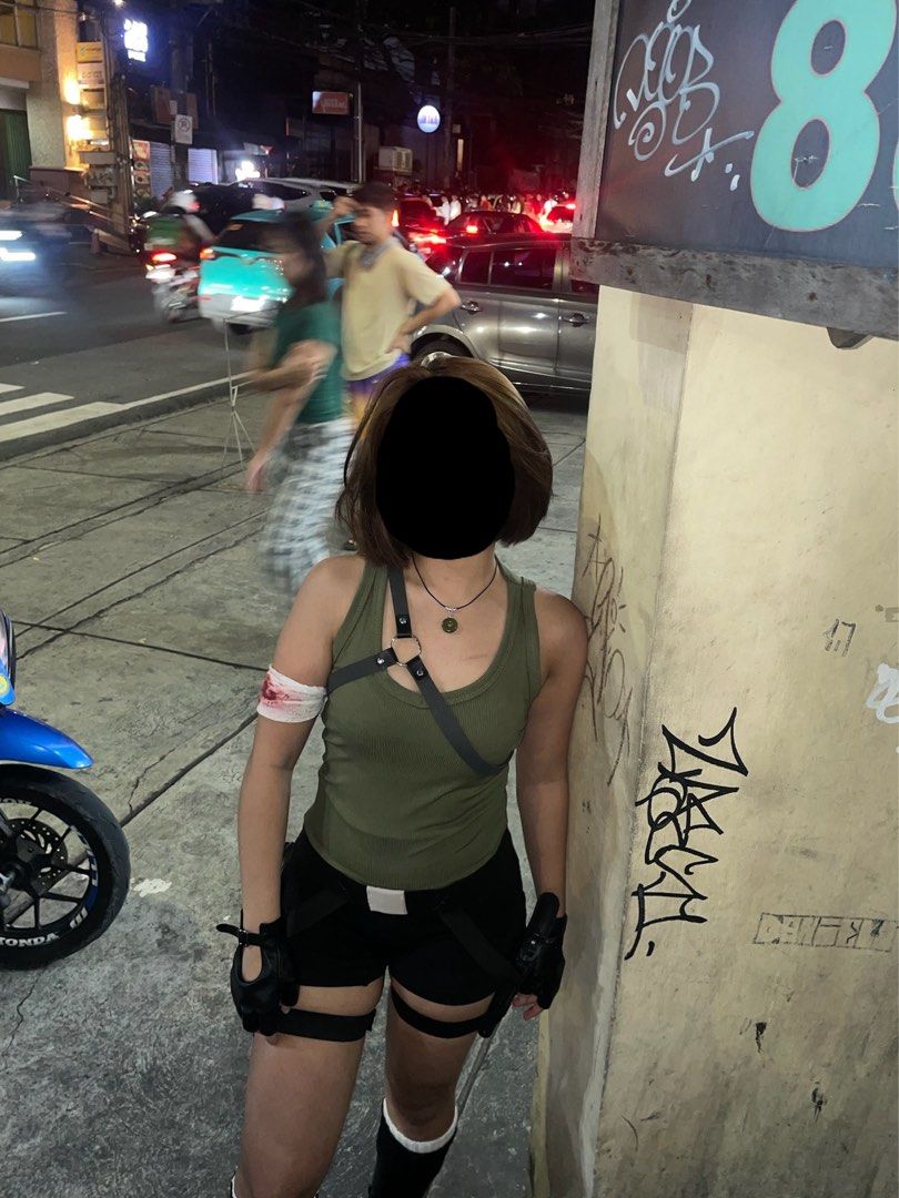 Lara croft halloween costume set (Category: Sets or Coordinates) located in Mandaluyong City. Submitted by rainiiah (Listing ID 1468225095, Image 1). Description: size s if w boots (size 5) - 400 excluded: black short.