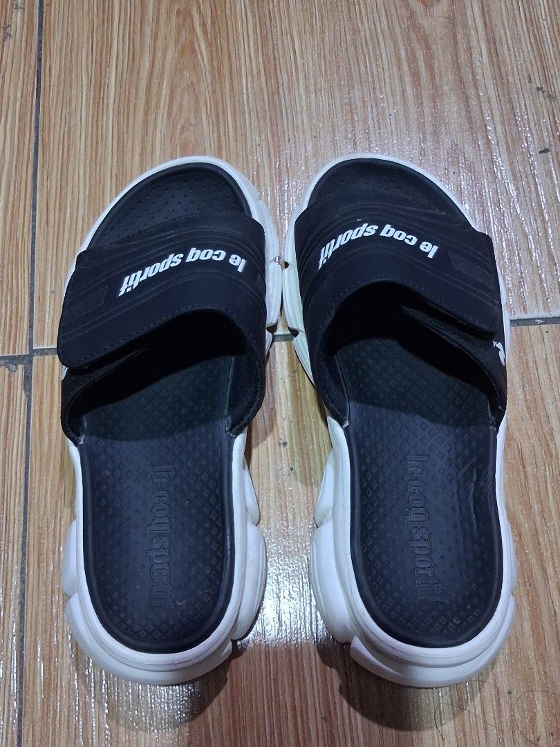 Le coq sportif (Category: Slippers and slides) located in Koronadal. Submitted by glai1992 (Listing ID 1468186783, Image 2). Description: lecof sportif.