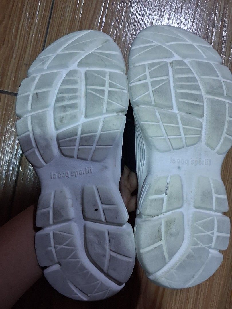 Le coq sportif (Category: Slippers and slides) located in Koronadal. Submitted by glai1992 (Listing ID 1468186783, Image 3). Description: lecof sportif.