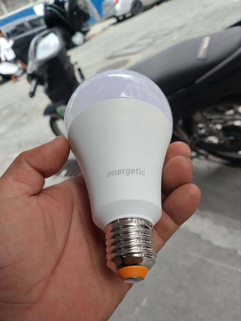 led bulb Specs: 20watta (Category: Everything Else Others) located in Manila. Submitted by joeyroque09 (Listing ID 1468143247, Image 3). Description: led bulb Specs: 20watta.