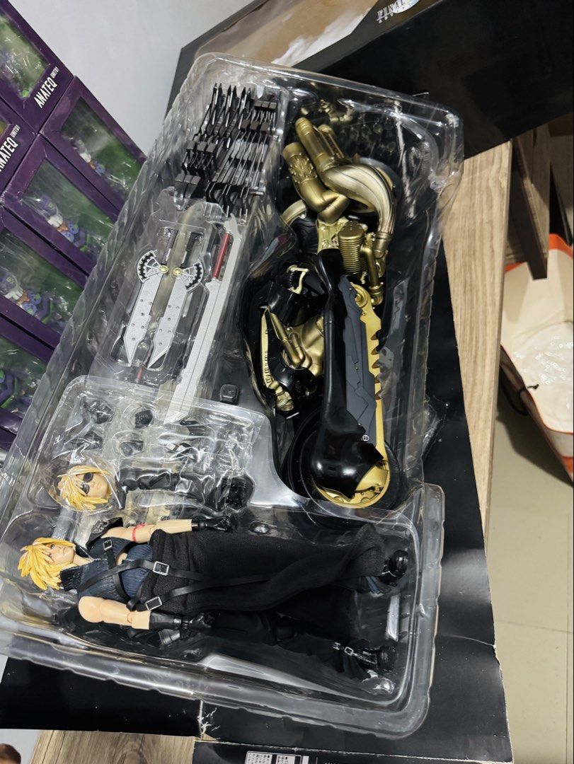 Legend Creation Final Fantasy Cloud Strife and Fenrir (Category: Figurines & Statues) located in Paranaque City. Submitted by icko007 (Listing ID 1468179198, Image 2). Description: Legend Creation Final Fantasy Cloud Strife and Fenrir No issue Complete 🎄🌲Price 9600 Only Last Price No Rush Shipping/ Dibs Now Pay now Location Paranaque Payment Gcash/Bpi Shipping Lalamove/Lbc Buyers Risk / Fee ‼️Seller is not responsible for: lost, stolen, or dama