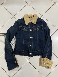 (Category: ) located in . Submitted by thriftyfinds01 (Listing ID 1468210295, Image 1). Description: .