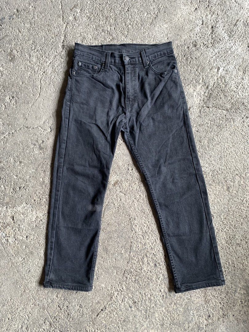 Levis 505 pants (Category: Jeans) located in Davao. Submitted by posasprinc42208 (Listing ID 1468183636, Image 1). Description: Vintage Levis 505 pants W-28 L-35 Leghole-7 Thigh-10 Price:350+sf.