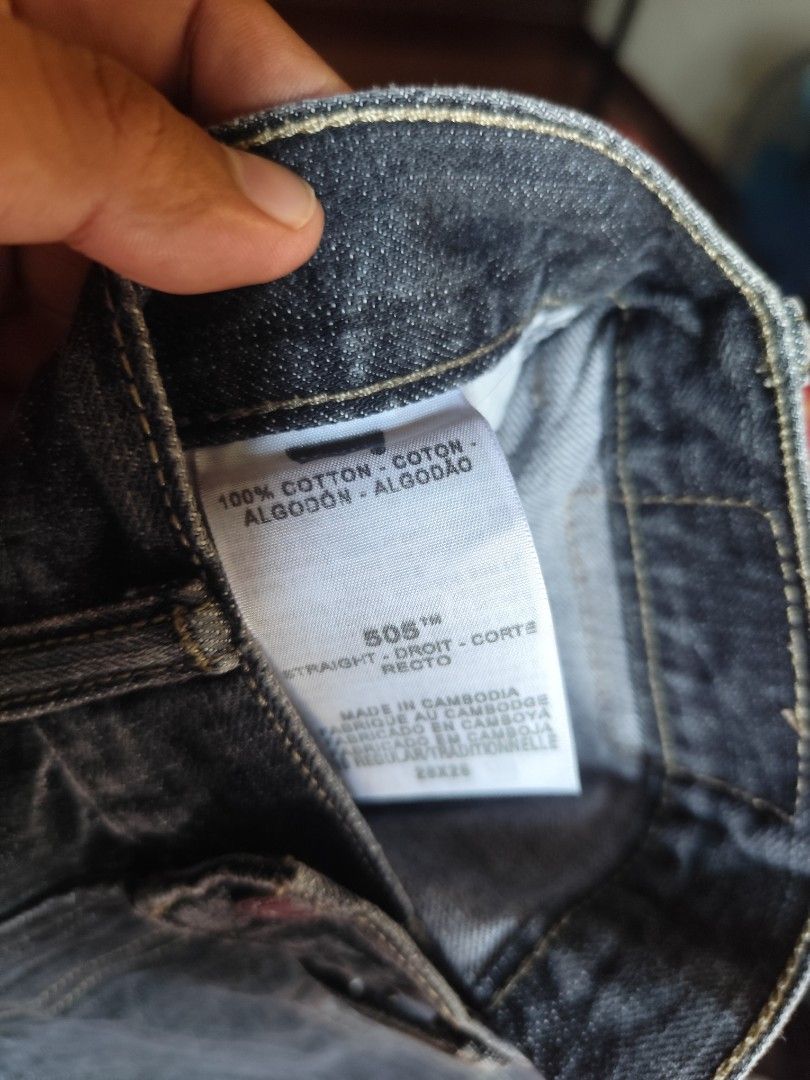 Levis 505 Size 28 (Category: Jeans) located in Manila. Submitted by buyybustt (Listing ID 1468189476, Image 3). Description: you can see the actual condition 28x28 100 authentic 👍 Dm.