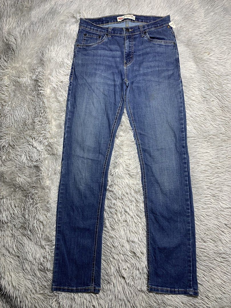 Levis 511 (Category: Jeans) located in Bacolod City. Submitted by ocean_us (Listing ID 1468157077, Image 2). Description: Levis 511 ____________________________ Slim Fit Jeans Details: ▪️Size 29 x 31 ▪️Dimes 29 x 41 ▪️Hem 7 ▪️No issues ▪️Php 799 ▪️PLUS SHIPPING FEE Pm, Thanks ✅We ship Nationwide via Jnt Express ✅We do video call for assurance 📍Bacolod City Negros Occidental.