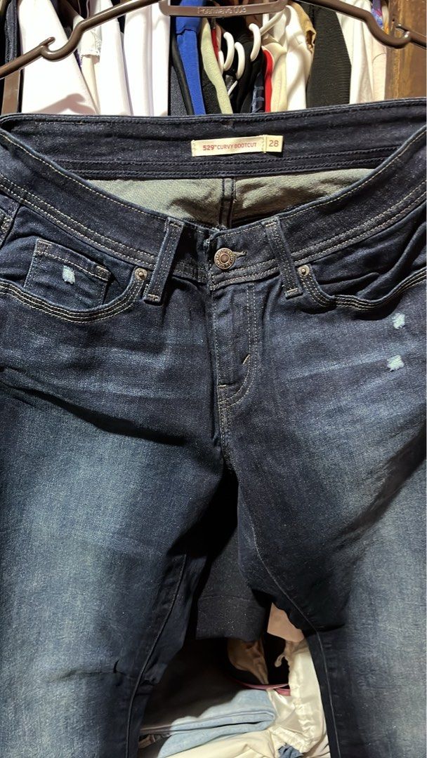 Levi’s 529 Curvy Bootcut Pants in size 28 (Category: Jeans) located in Santiago. Submitted by sonielyn (Listing ID 1468105210, Image 3). Description: removed tags only! size 28 .