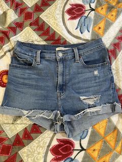 (Category: ) located in . Submitted by wescart (Listing ID 1468117038, Image 1). Description: .