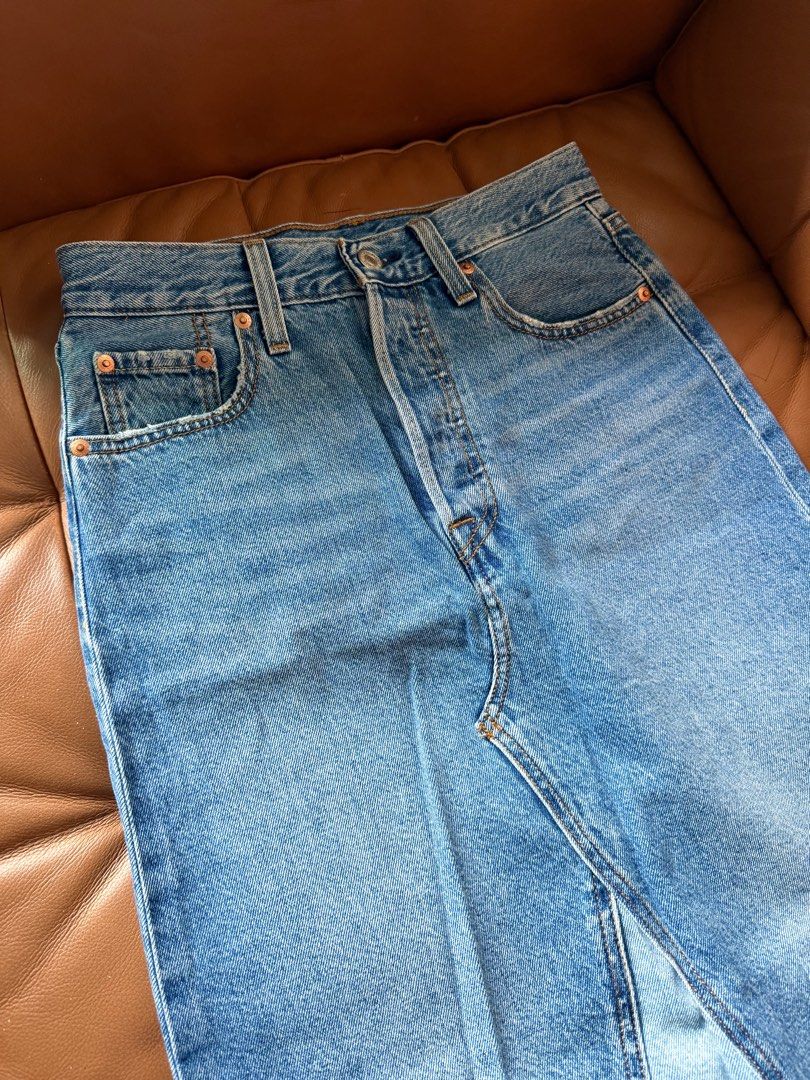 Levi's Long Denim Midi Skirt (Category: Skirts) located in Pasig City. Submitted by hellolala.94 (Listing ID 1468136508, Image 2). Description: Levi’s Long Denim Midi Skirt Raw Hem W 25.