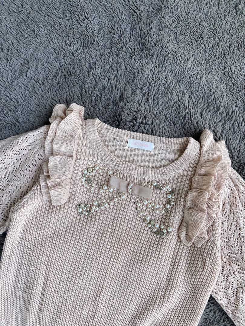 Liz Lisa Pink Knit Top (Category: Blouses) located in Pozorrubio. Submitted by eyannn. (Listing ID 1468086160, Image 2). Description: Prestine/ As New Condition✨ Color rate 9.8/10 Issue: None❌ width: 15 length: 17.