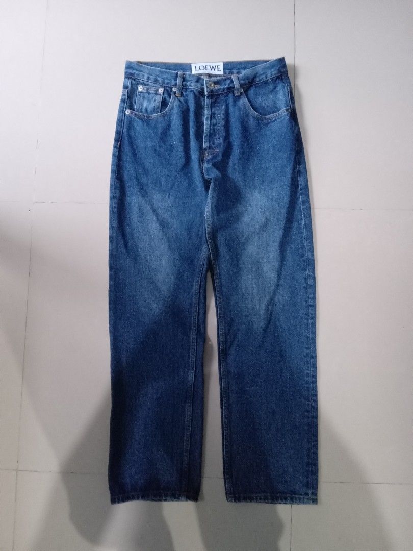 Loewe denim jeans (Category: Jeans) located in Akbar. Submitted by bethlehema07352 (Listing ID 1468150781, Image 2). Description: .