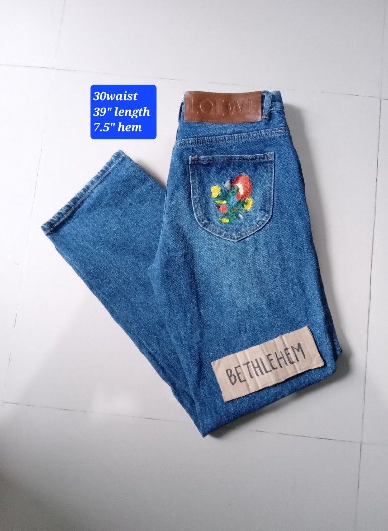 Loewe denim jeans (Category: Jeans) located in Akbar. Submitted by bethlehema07352 (Listing ID 1468150781, Image 1). Description: .