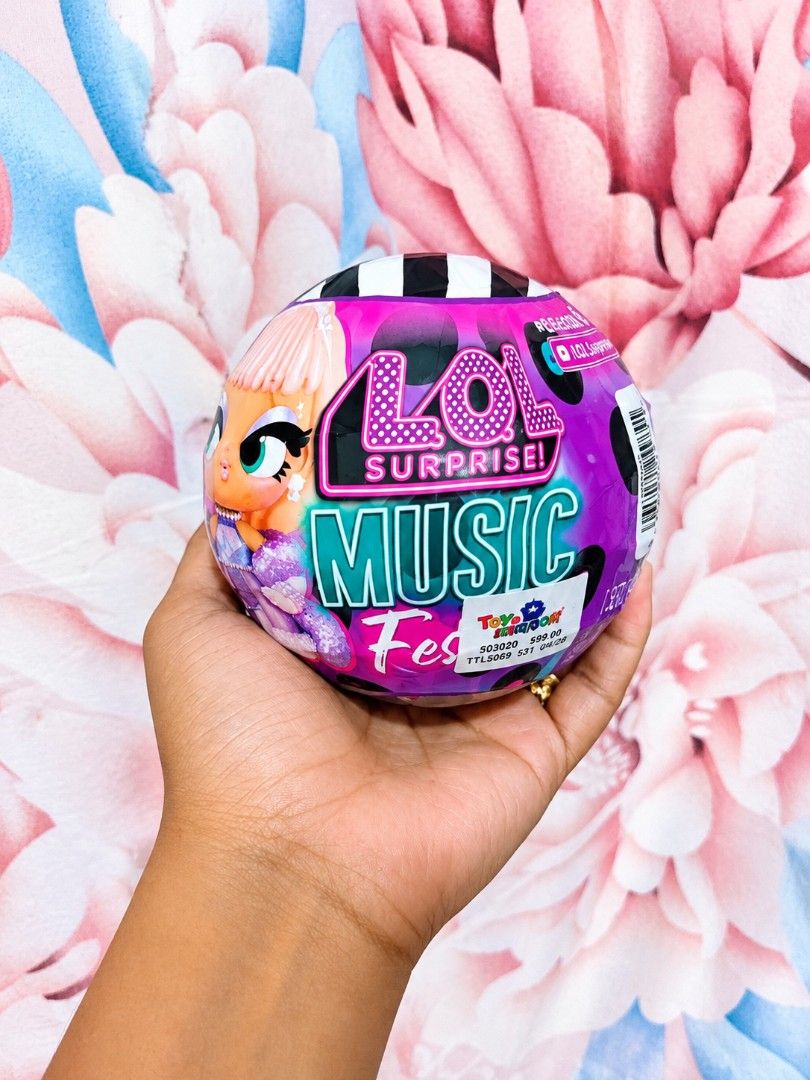 LOL - music (Category: Designer & Blind Box Toys) located in Mandaluyong City. Submitted by twovv (Listing ID 1468270773, Image 1). Description: Brand new Sealed BELOW SRP ORIGINAL Price: 999.75.