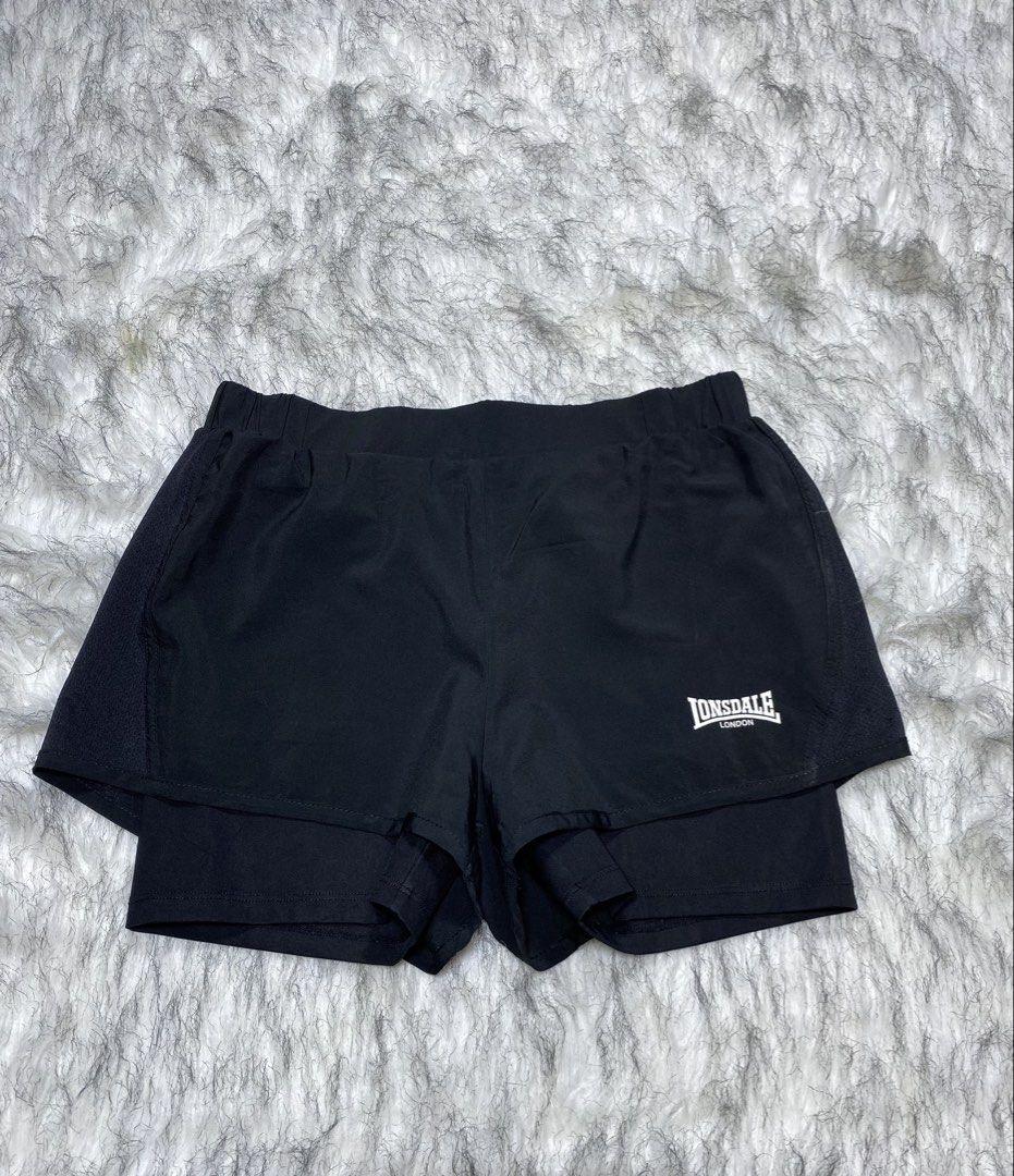 Londsdale london (small/medium) (Category: Activewear) located in Manila. Submitted by csjlgen (Listing ID 1468169934, Image 2). Description: .