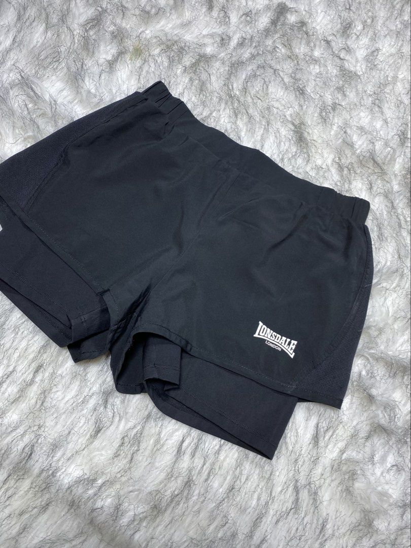 Londsdale london (small/medium) (Category: Activewear) located in Manila. Submitted by csjlgen (Listing ID 1468169934, Image 3). Description: .