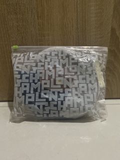 (Kategori: ) berada di . Dikirim oleh yanto.clique (ID iklan 1468118522, Gambar 1). Deskripsi: .