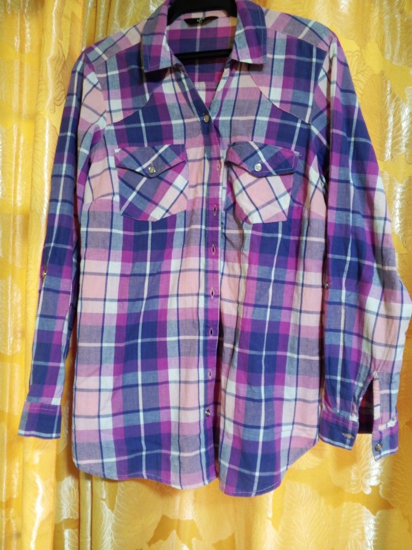 Longsleeves Violet Stripes Design (Category: Coats, Jackets and Outerwear) located in Atimonan. Submitted by joeljr25 (Listing ID 1468078538, Image 1). Description: Decluttering Sale In good condition ‎Php150 ‎Polo violet long sleeves Stripes ‎H: 29.5 inches ‎Waist: 19 inches Can do meet up within Lucena City. Shipping is also available. .