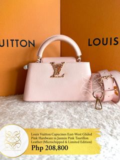 (Category: ) located in . Submitted by belles_lux_closet (Listing ID 1468102921, Image 1). Description: .