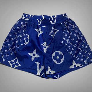 (Category: ) located in . Submitted by stellargarments (Listing ID 1468155474, Image 1). Description: .