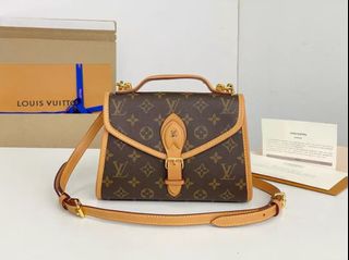 （分類：）位於 。 由 britneyeve27253 提交（商品編號 1468208241，圖片 1）。簡介： 。