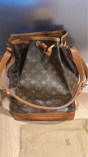 (Category: ) located in . Submitted by borntoshop89 (Listing ID 1468234726, Image 1). Description: .