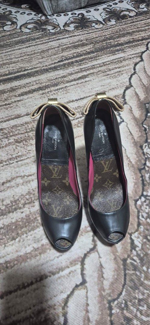 louis vuitton platform pumps (Category: Heels) located in Balanga. Submitted by chaneldiorlegit (Listing ID 1468257274, Image 1). Description: size 7.5 authentic .