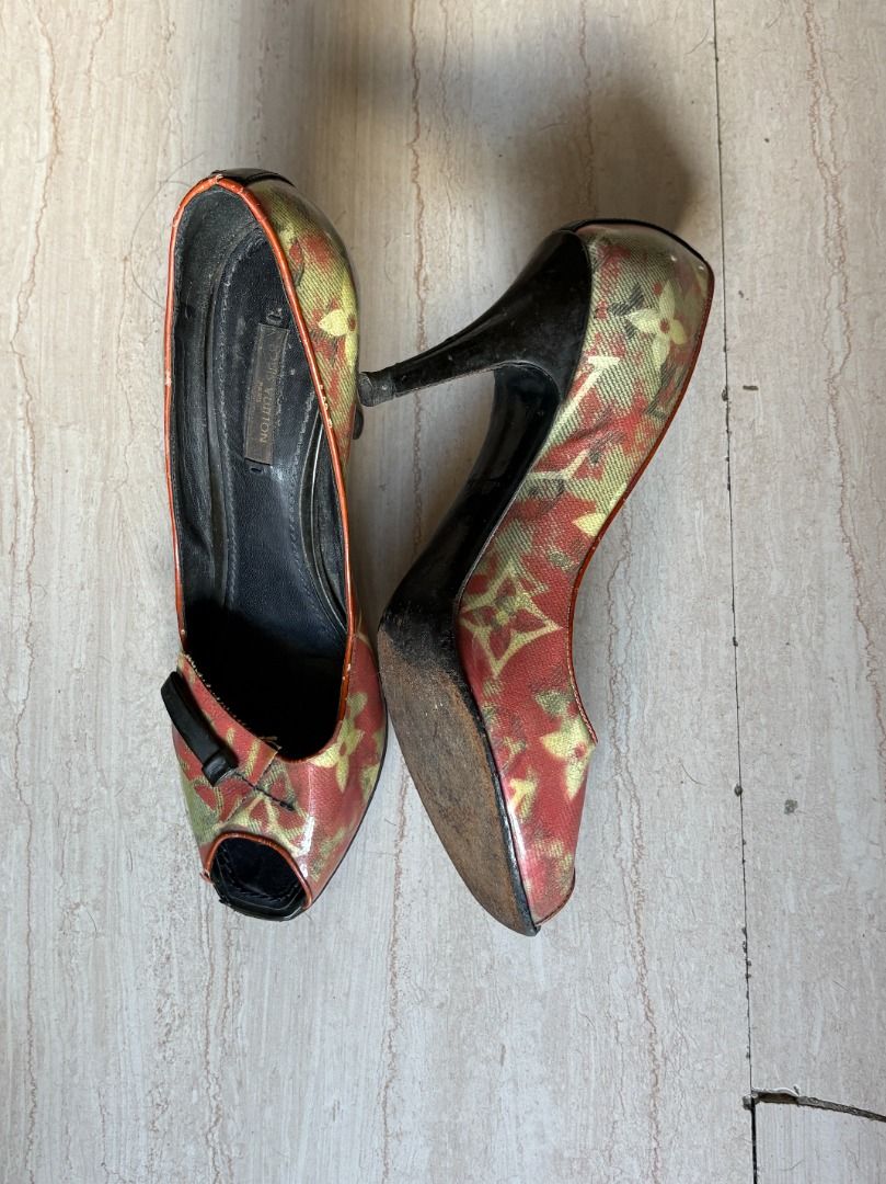 Louis Vuitton x Richard Prince Monogram Pulp Peep-Toe Pumps (Category: Heels) located in Mandaluyong City. Submitted by 222________own (Listing ID 1468080444, Image 1). Description: Starting 13000.
