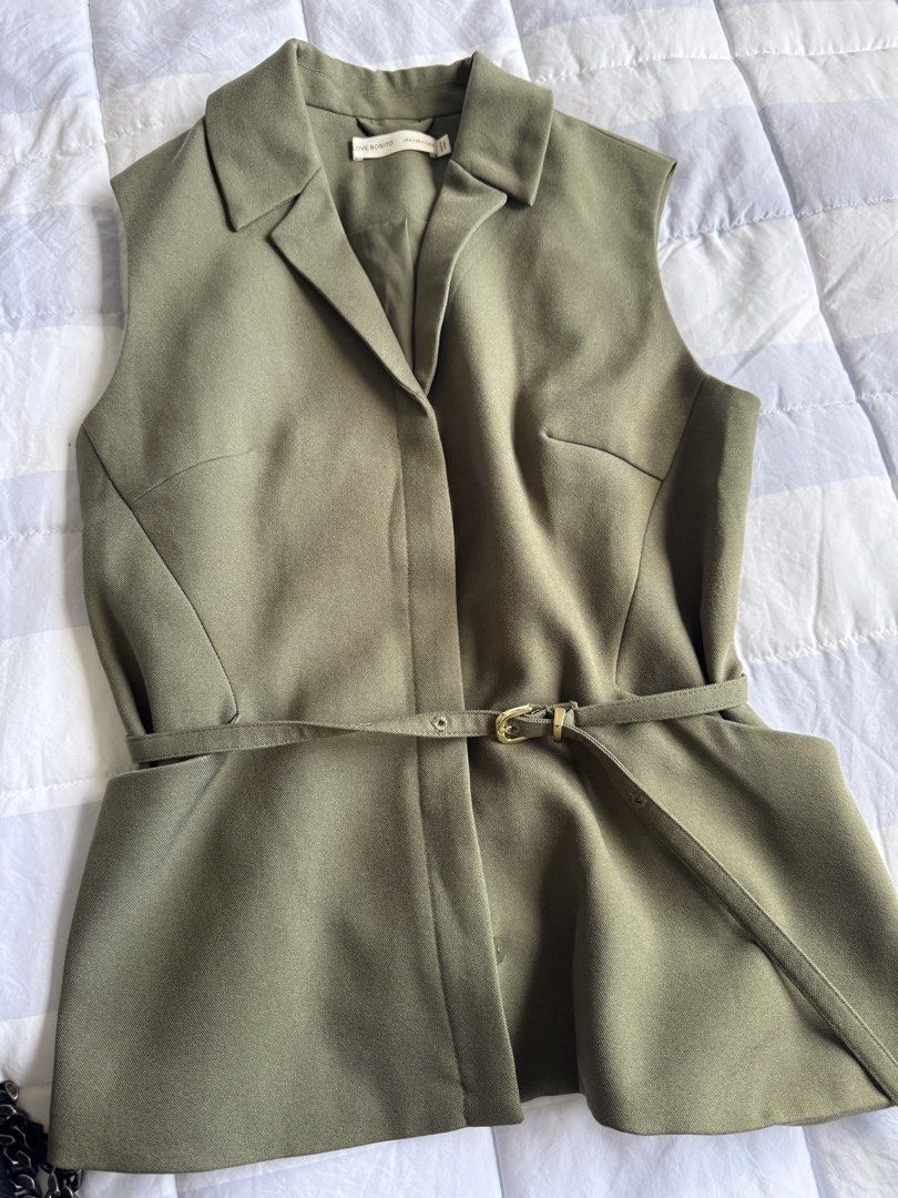 Love Bonito (Category: Blouses) located in Manila. Submitted by supermommm (Listing ID 1468116007, Image 3). Description: .
