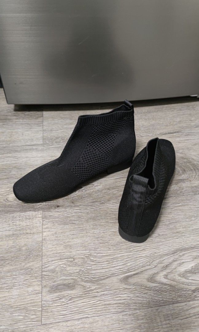 low cut boots for female, size 6 (Category: Announcements) located in Quezon City. Submitted by mariegraci46169 (Listing ID 1468062295, Image 1). Description: .